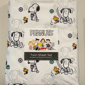 NEW Snoopy Peanuts morning coffee break and donuts twin Sheet set white